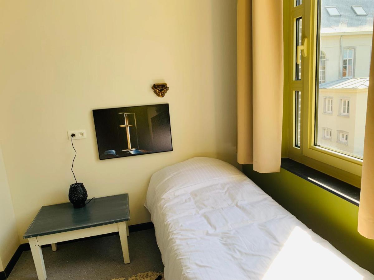 De Lotuspoort Met Mihr'S B&B In De Abdij Van ボルネム エクステリア 写真