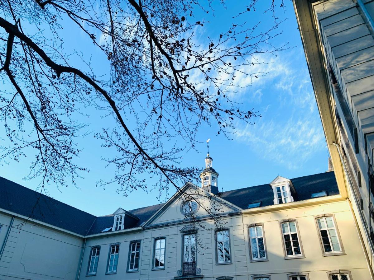 De Lotuspoort Met Mihr'S B&B In De Abdij Van ボルネム エクステリア 写真