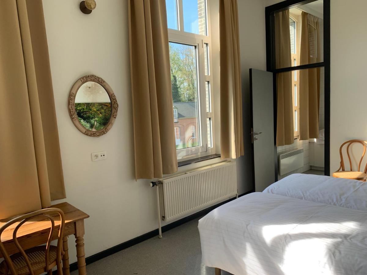 De Lotuspoort Met Mihr'S B&B In De Abdij Van ボルネム エクステリア 写真